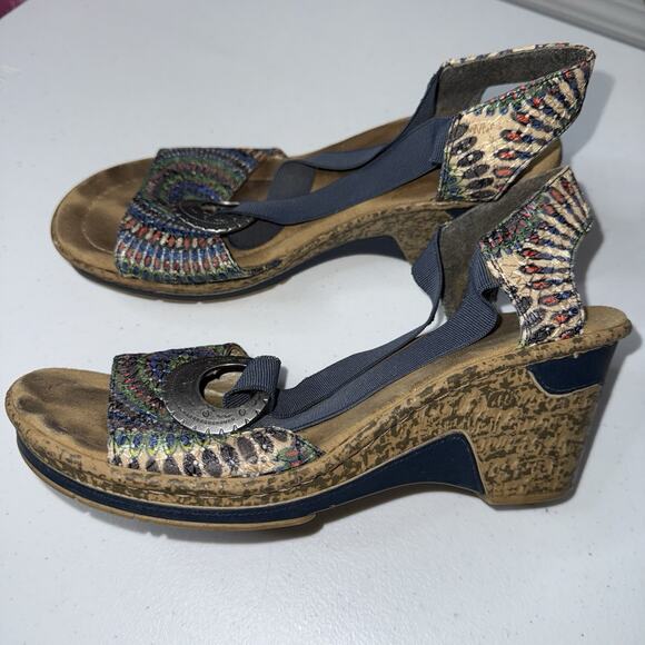 Rieker Women’s Roberta Wedge Sandal Peacock Print Size 40 - Picture 4 of 6
